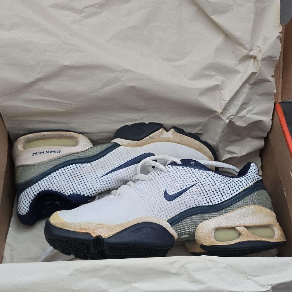 Air Max Specialist